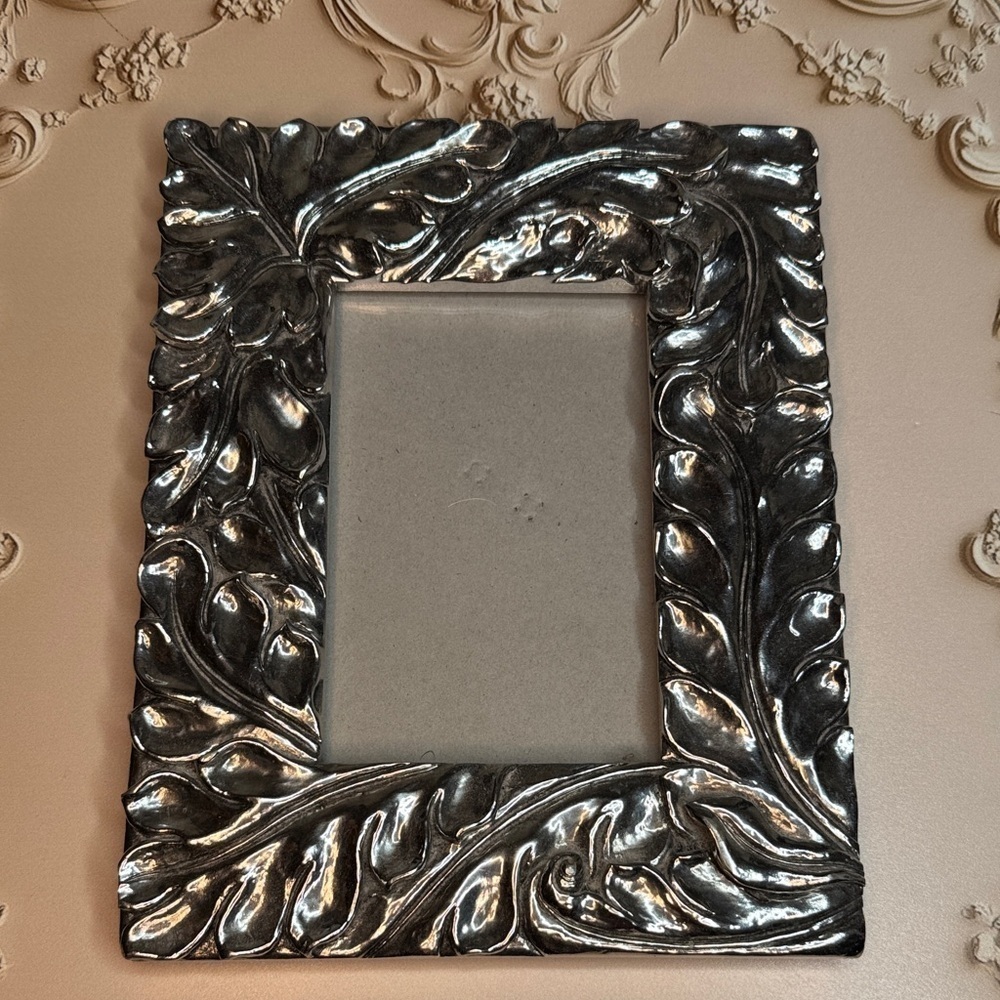 Vintage Heavy Gunmetal Gray Ornate Floral Frame 3 x 5